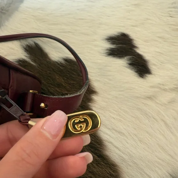 Vintage Gucci burgundy red crossbody bag - Picture 9 of 9